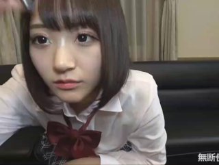 化妆妖艳的老熟女、木耳已黑，无套大肉棒插得爽，这颜射 她的老脸  好给力！